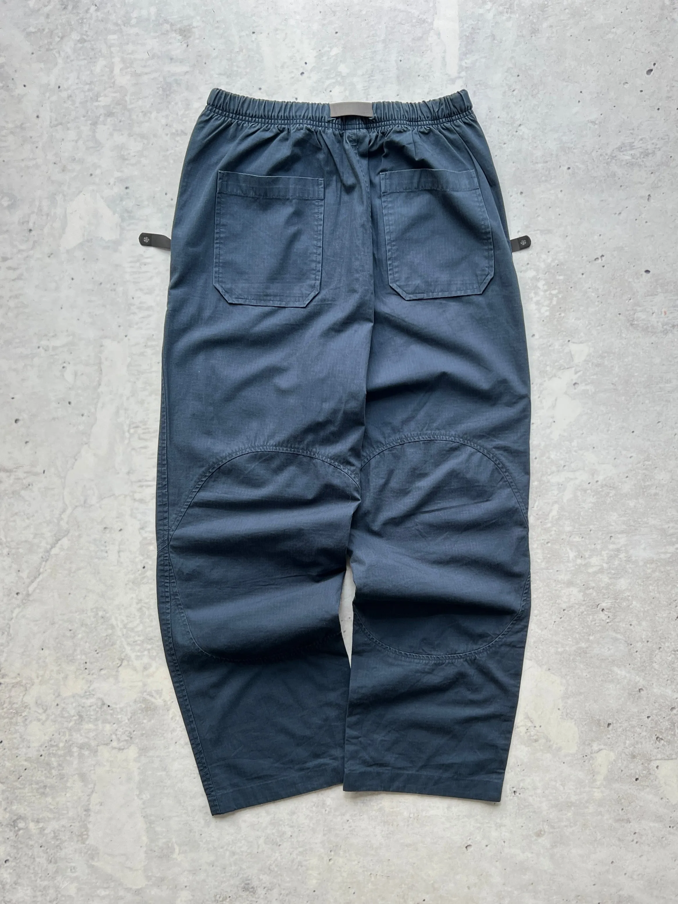 00's Nike ACG Ripstop Heavyweight Cotton Cargo Pants (W32)