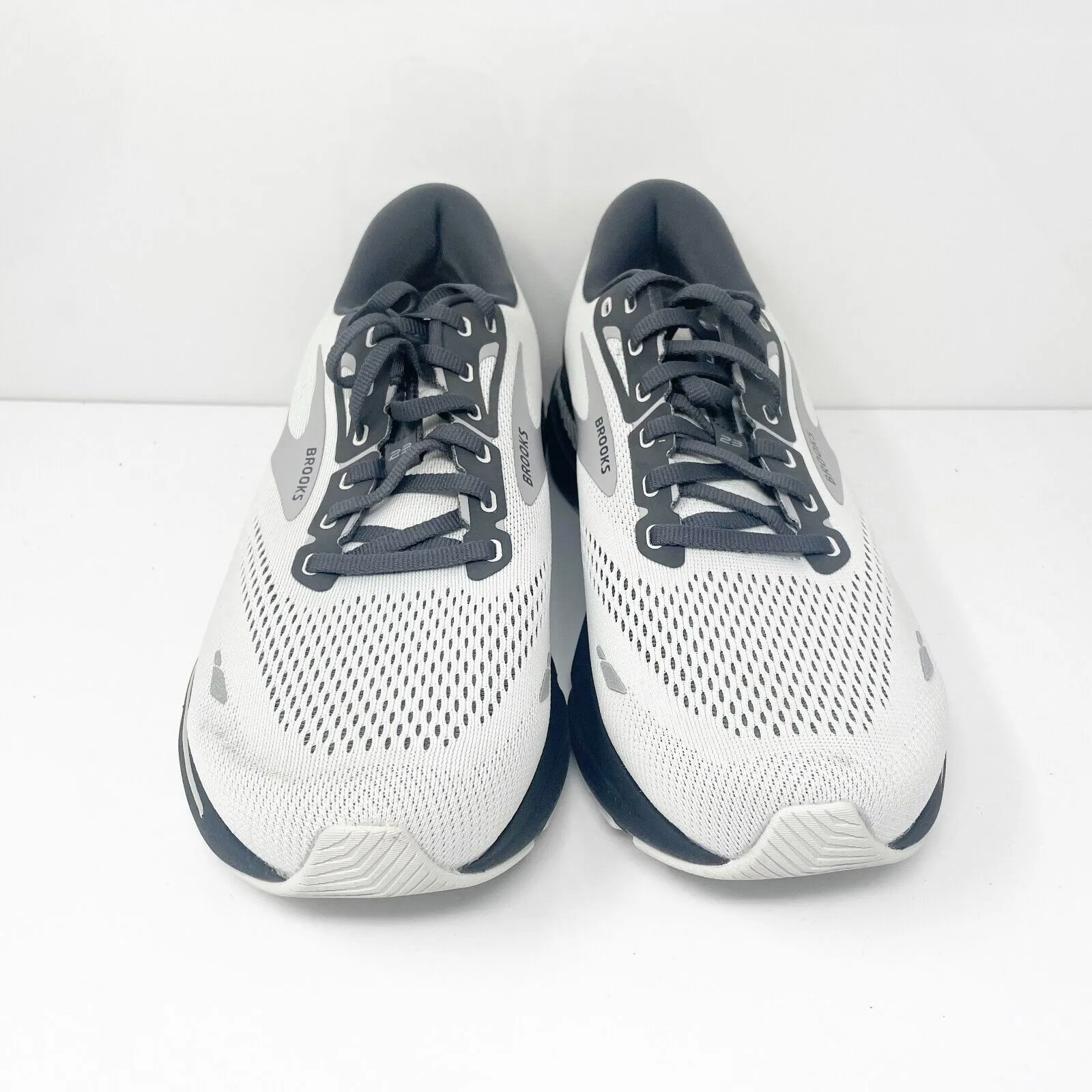 Brooks Mens Adrenaline GTS 23 1103912E065 Gray Running Shoes Sneakers Sz 11.5 2E