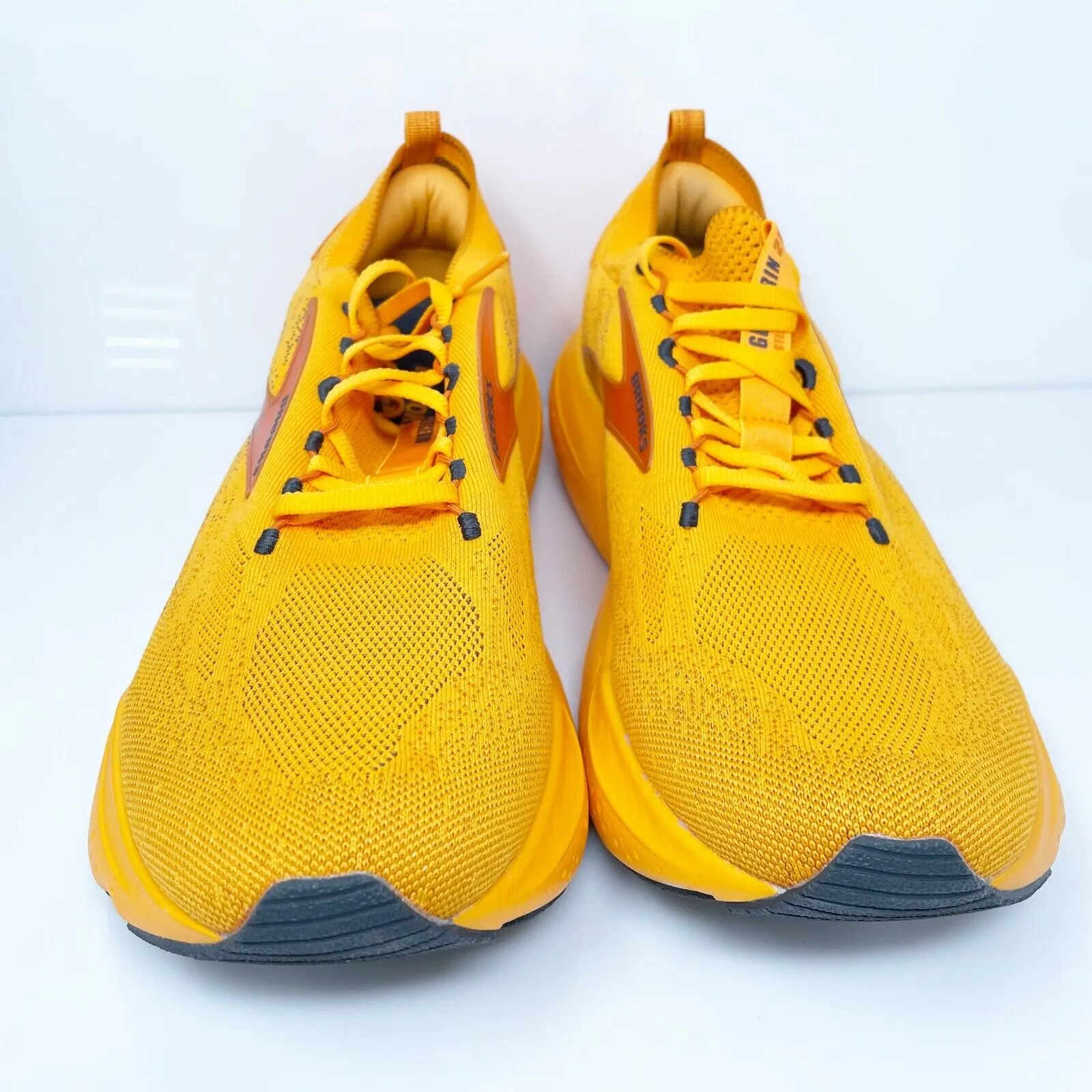 Brooks Mens Glycerine SF 21 1104211D840 Yellow Running Shoes Sneakers Size 12 D