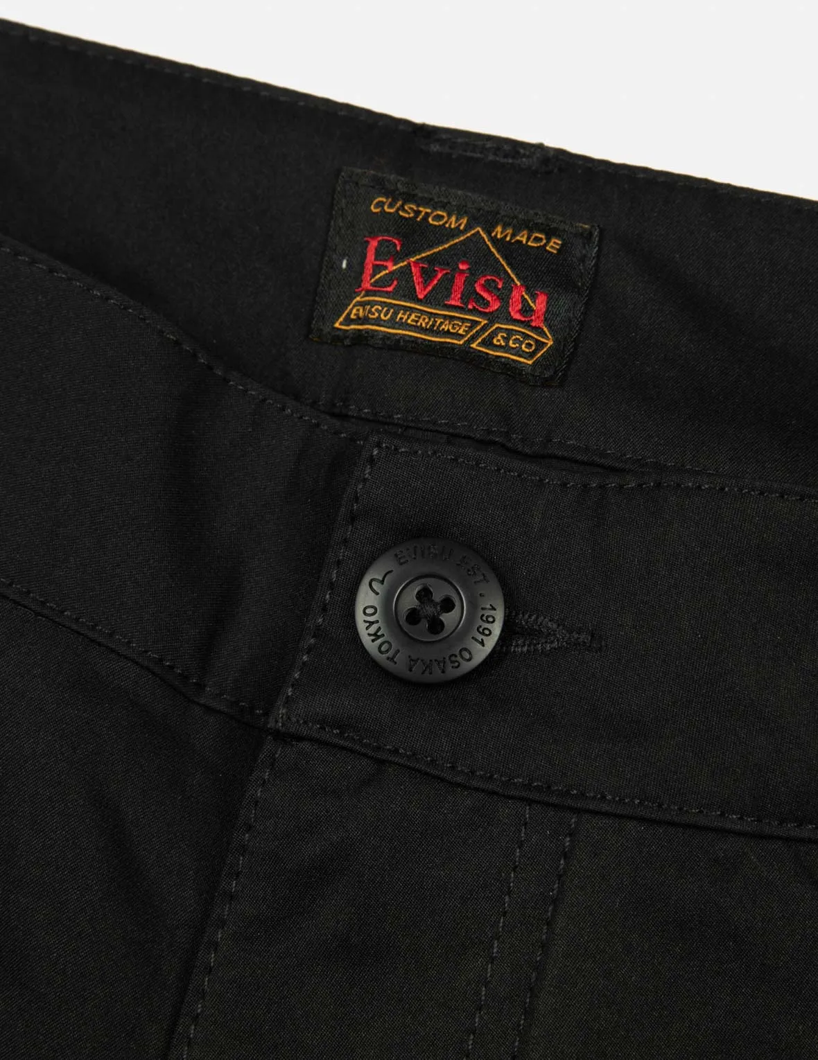 Kamon and Seagull Embroidery Loose Fit Cargo Pants