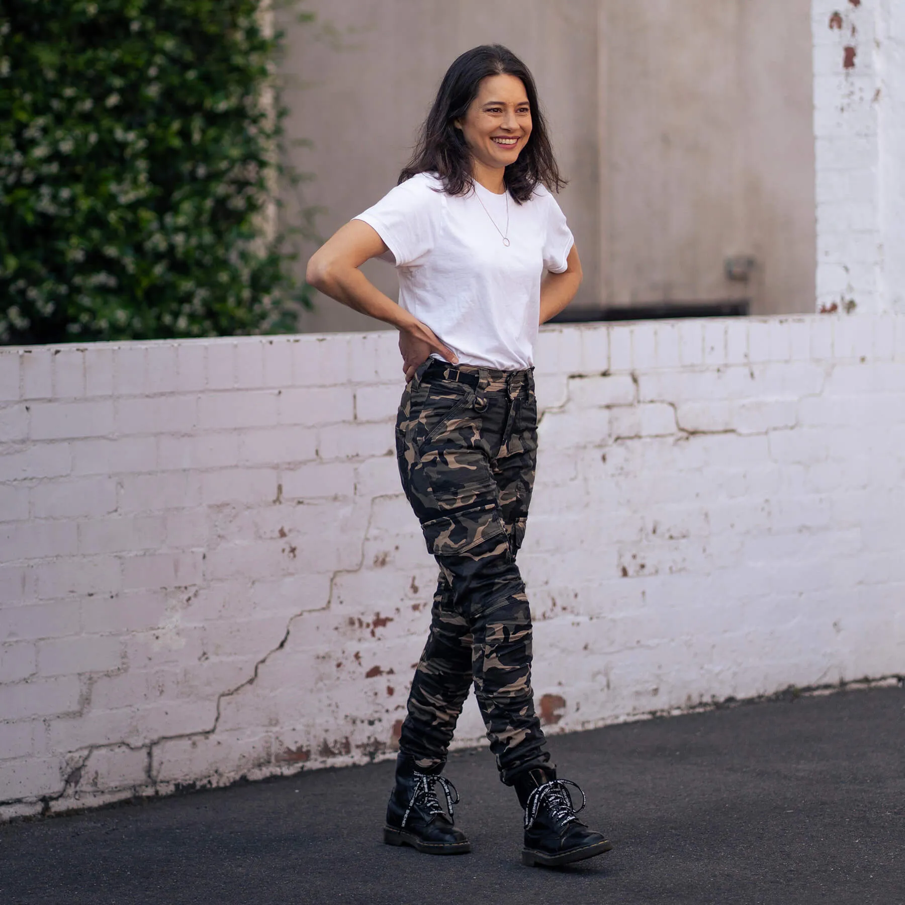 MotoGirl | Lara Cargo Pants - Camo