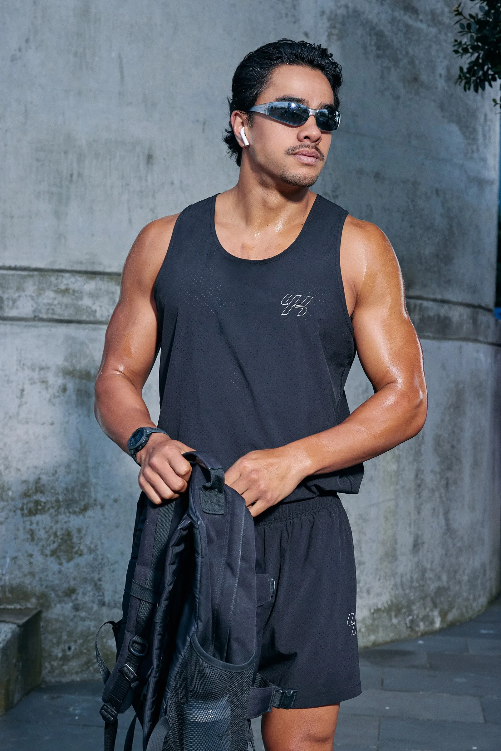 Move Running Tank | BLACK