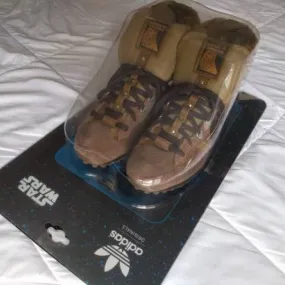 Star wars x adidas jogging high chewbacca