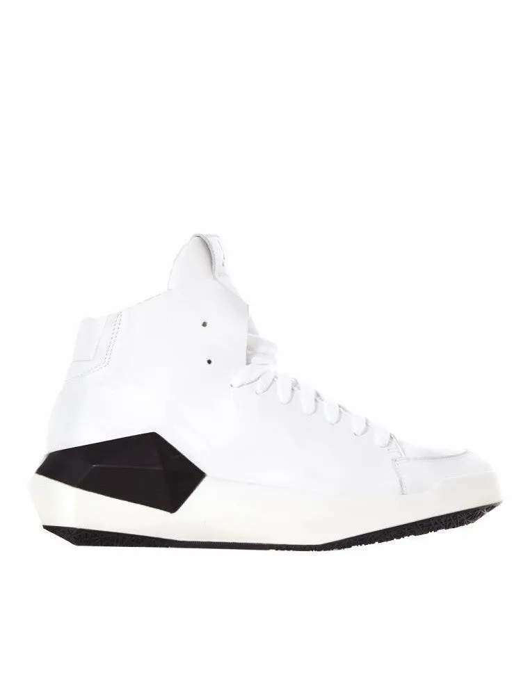 Structured High-Top Sneakers (CA885/575BN DAYMON WHITE)