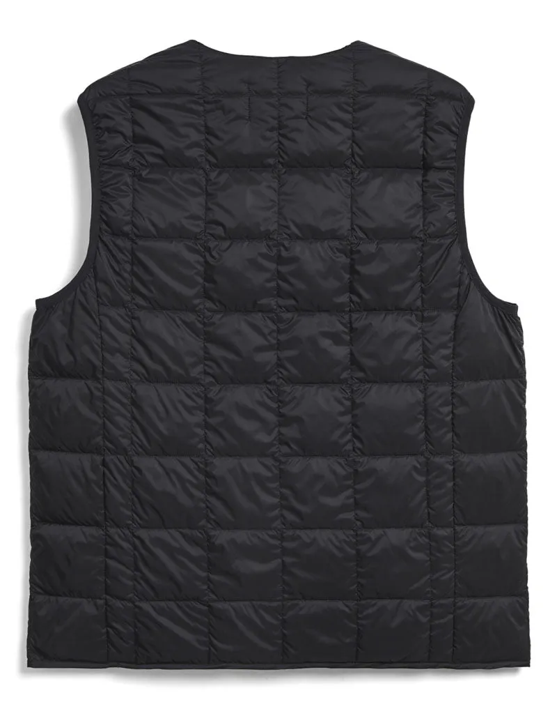 Taion Crew Neck Button Down Vest Black