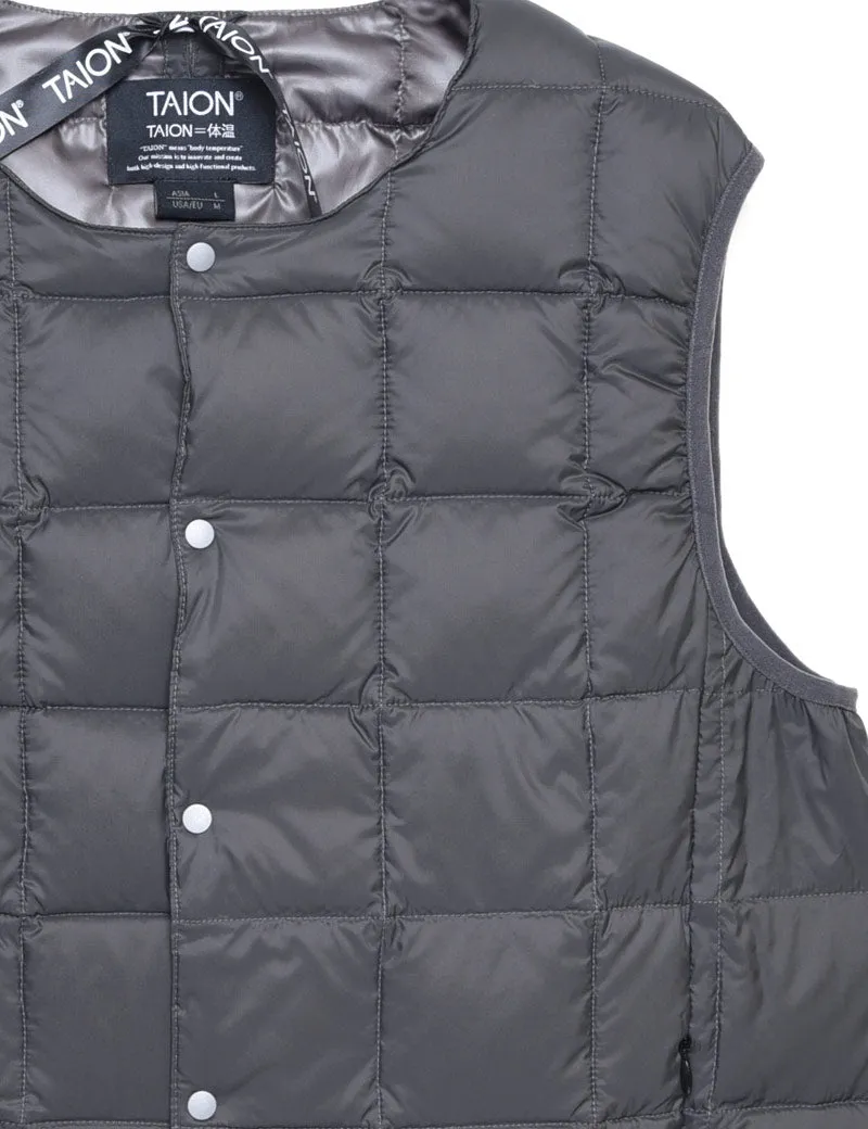 Taion Crew Neck Button Down Vest Dark Charcoal