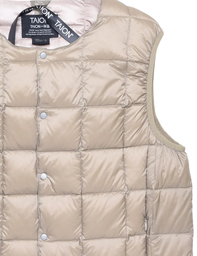 Taion Crew Neck Button Down Vest Khaki