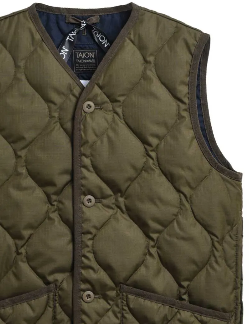 Taion Military V Neck Buton Down Vest Dark Olive