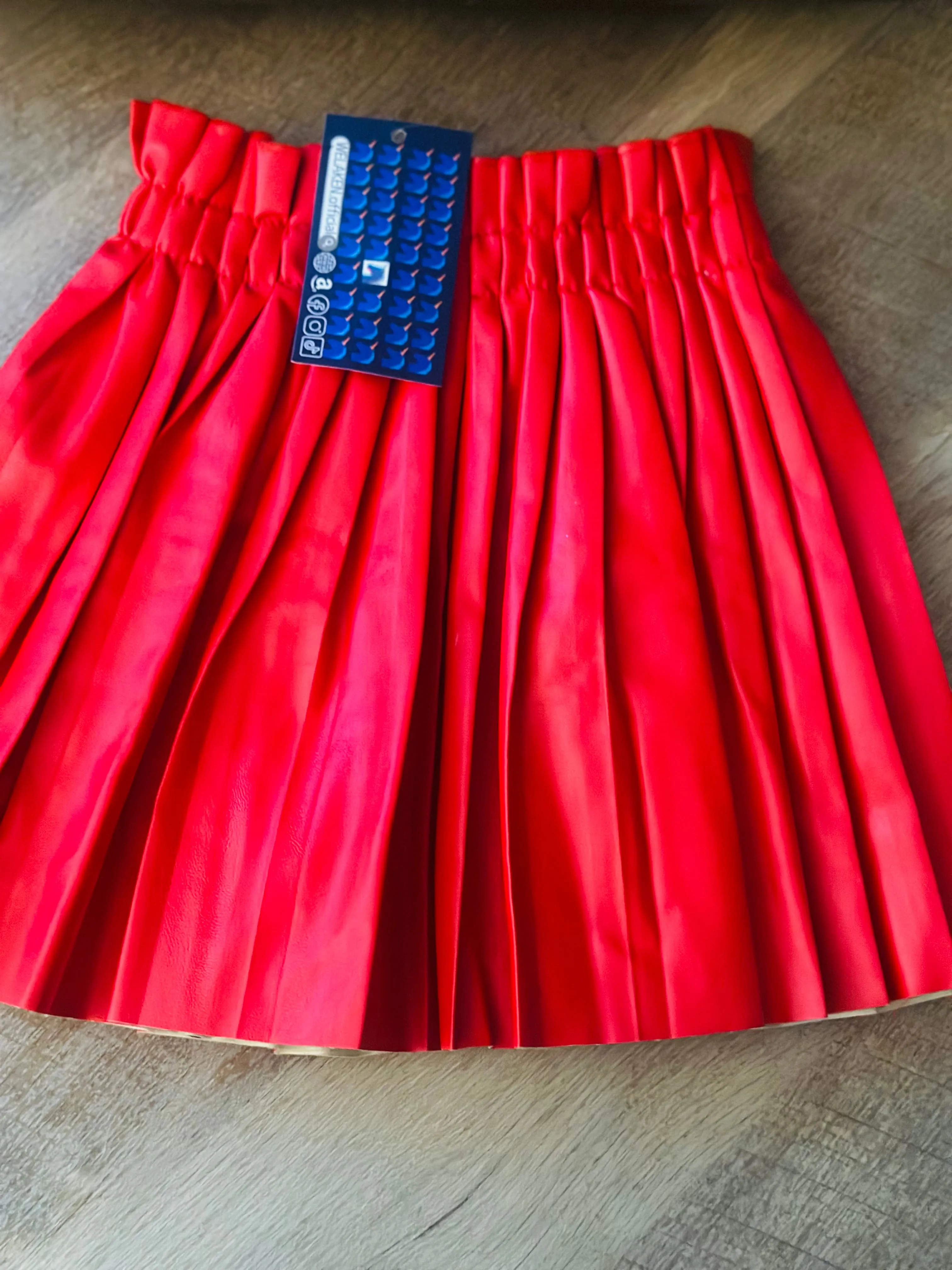 The perfect red skirt