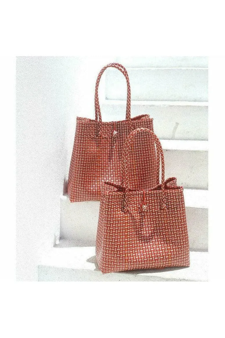 Toko Bazaar Woven Tote Bag - in Red & White