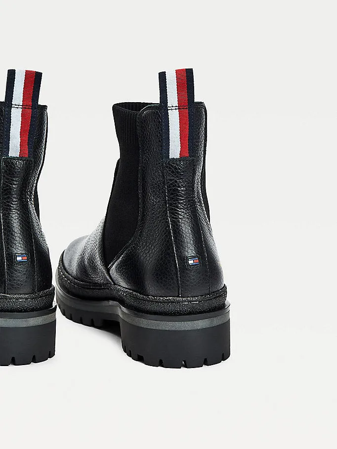 Tommy Hilfiger KNITTED PANEL LEATHER CLEAT ANKLE BOOTS 6001