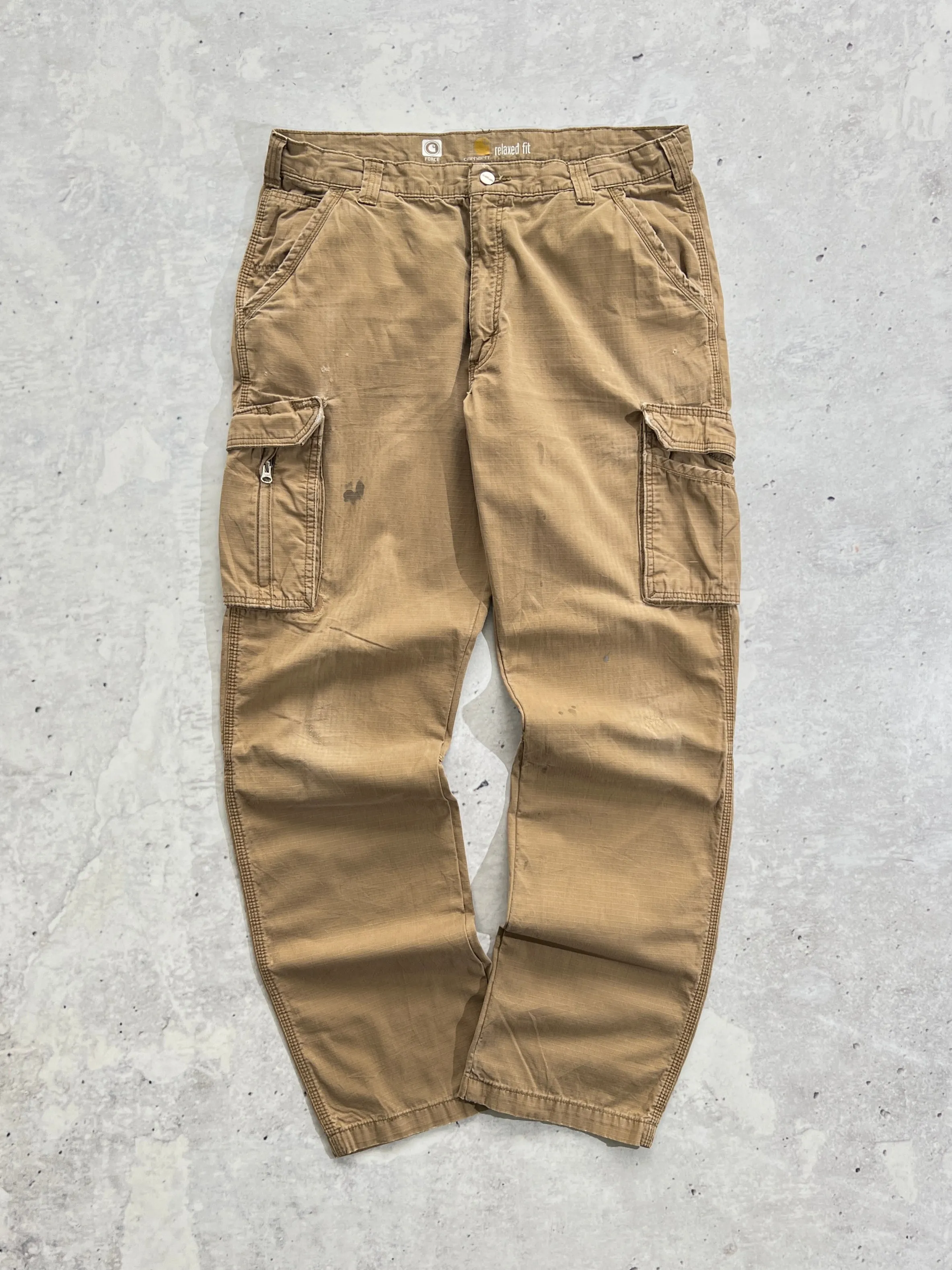 Vintage Carhartt cargo work pants (W38 x L34)