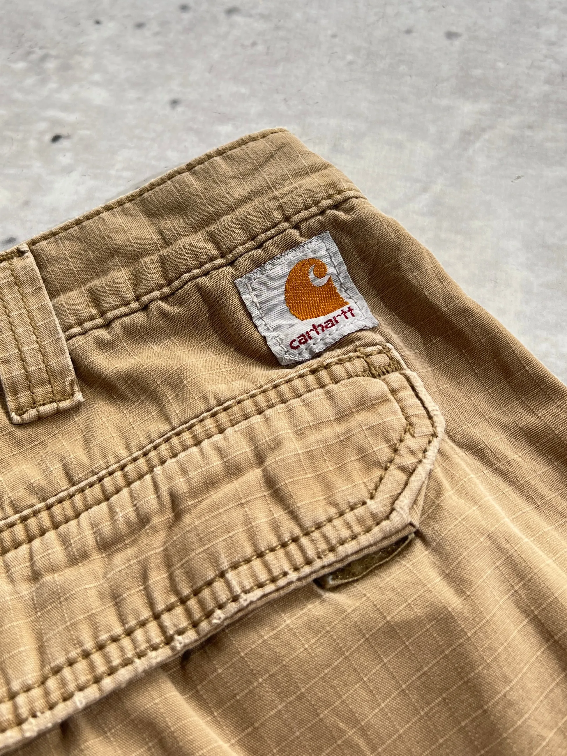 Vintage Carhartt cargo work pants (W38 x L34)