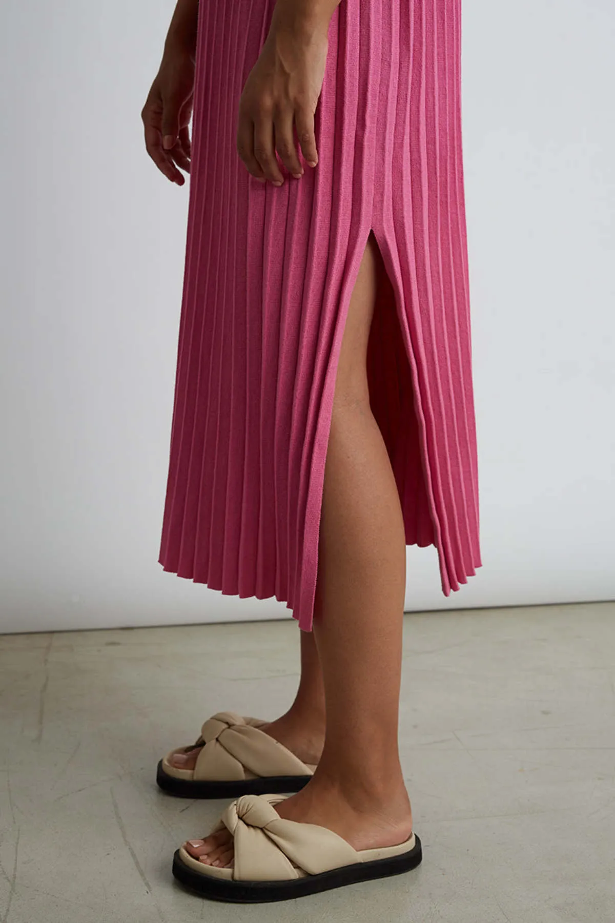 VIOLET SKIRT - TAFFY PINK