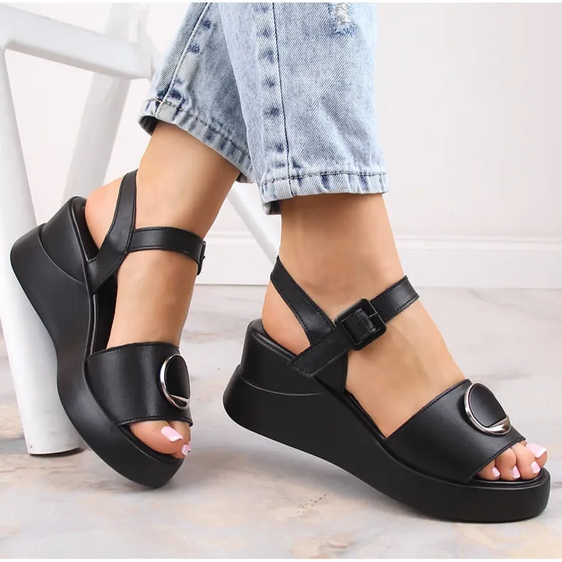 Women's black leather wedge sandals Filippo DS4411